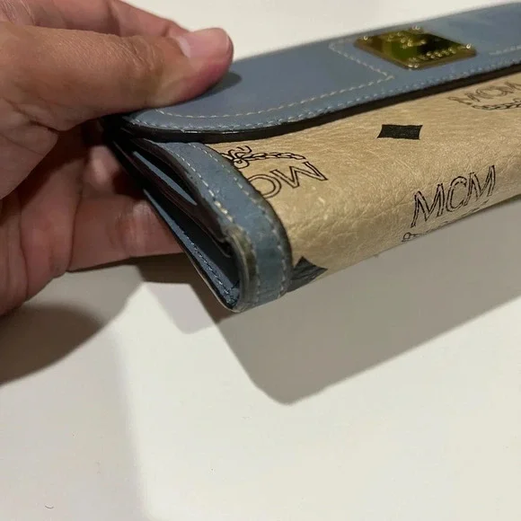MCM Long Bifold Wallet - Picture 3 of 16